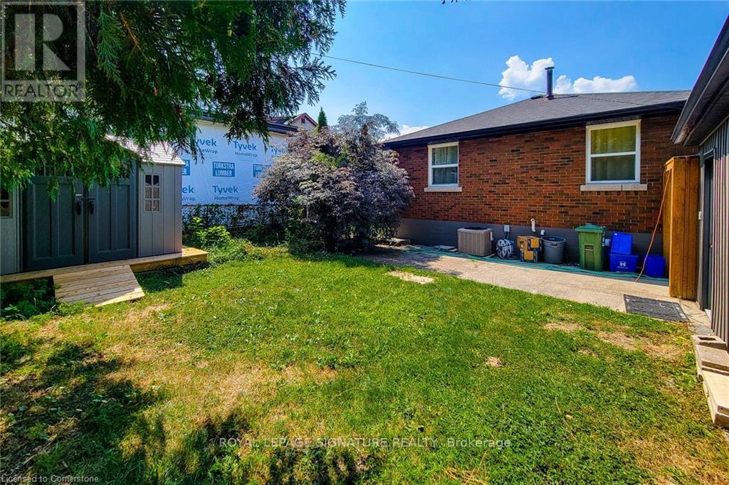 265 West 19th Street Property Photo 14