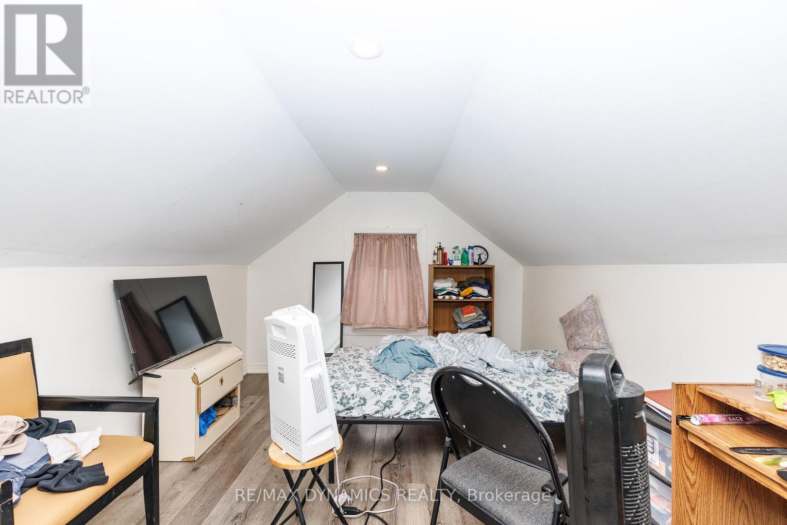 4770 Queen Street Property Photo 11