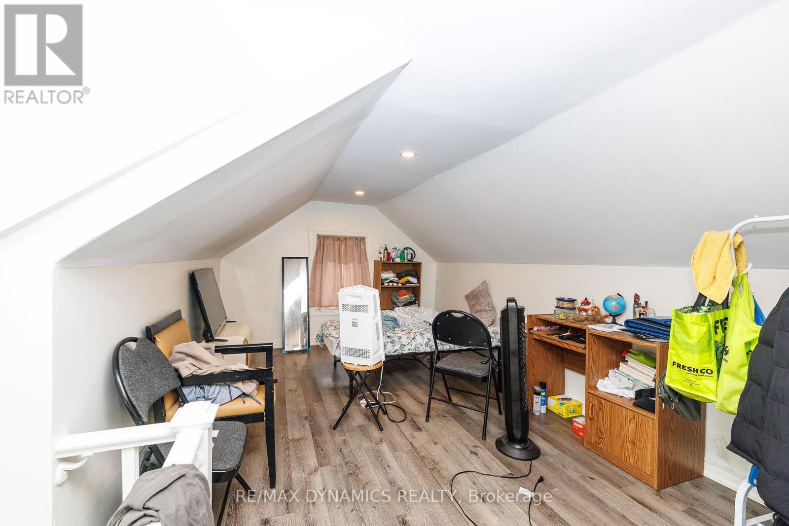 4770 Queen Street Property Photo 13