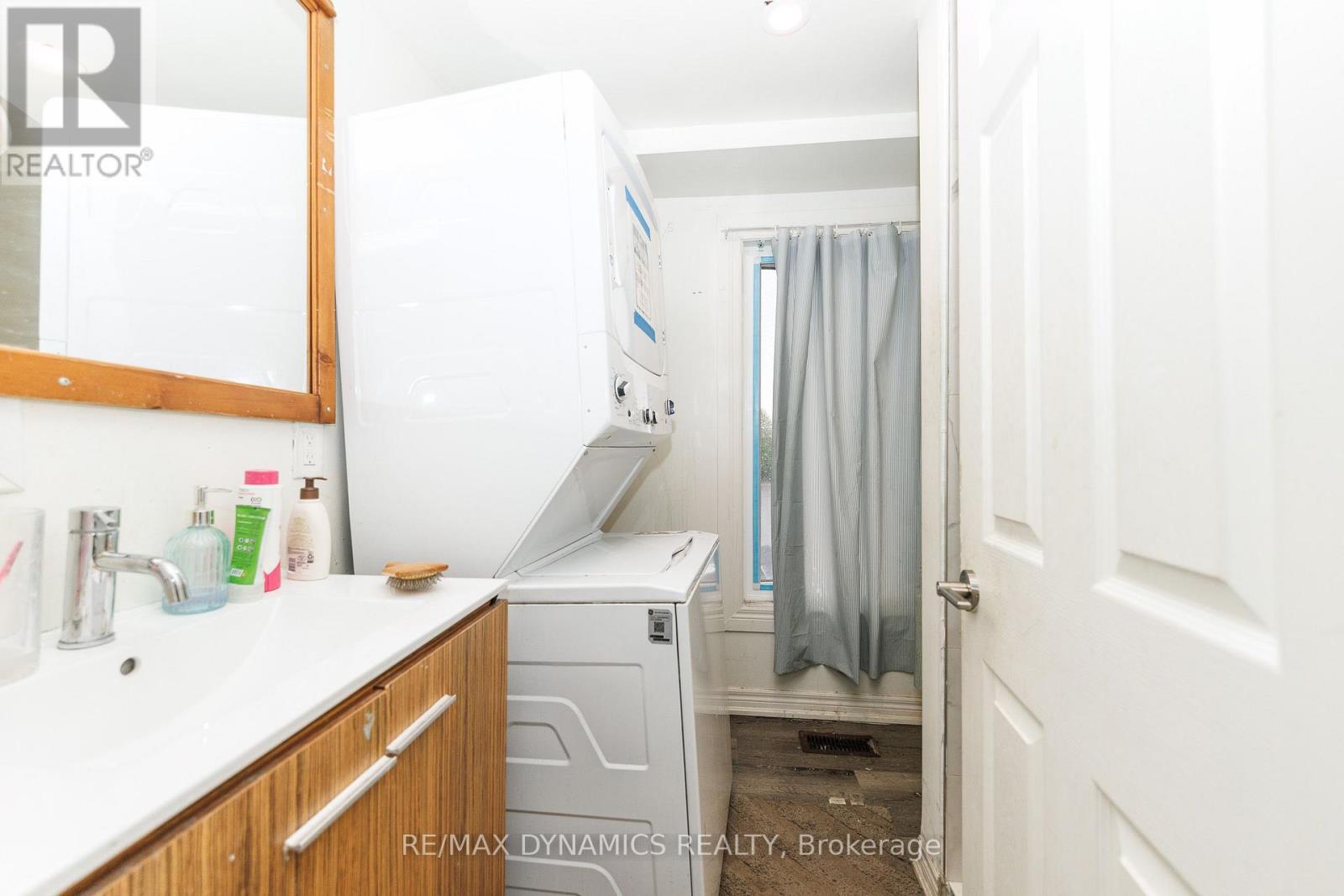 4770 Queen Street Property Photo 17