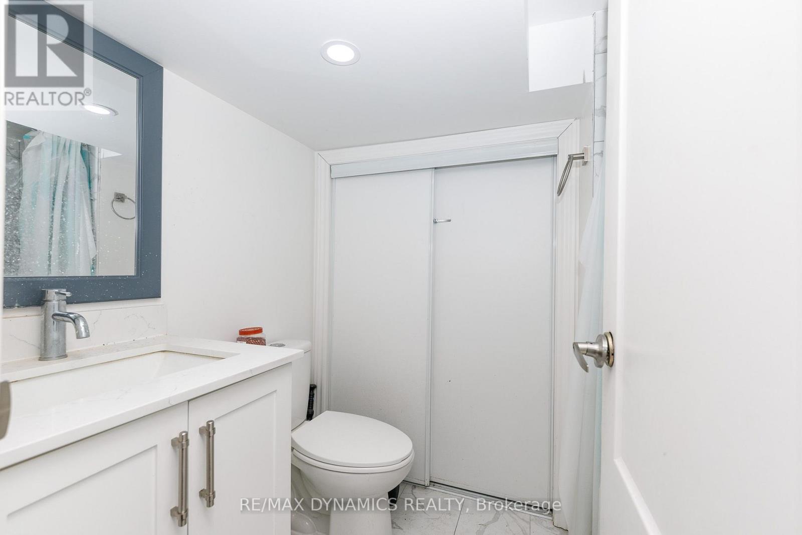 4770 Queen Street Property Photo 22