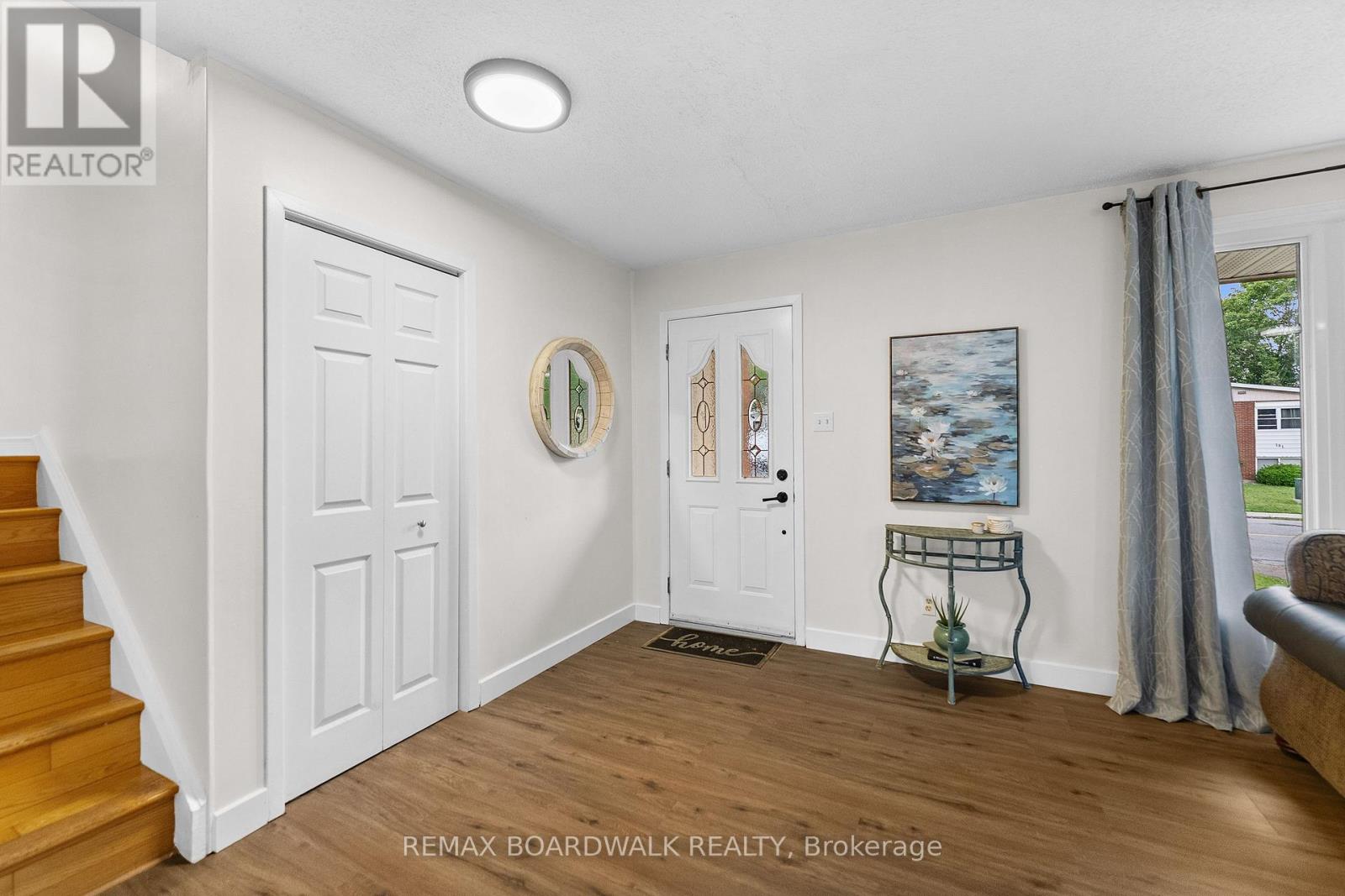 192 Allan Drive Property Photo 3