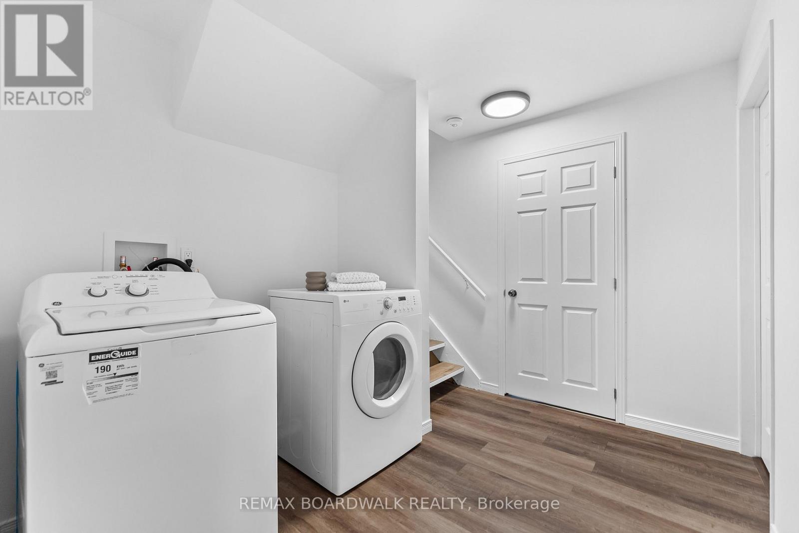 192 Allan Drive Property Photo 18