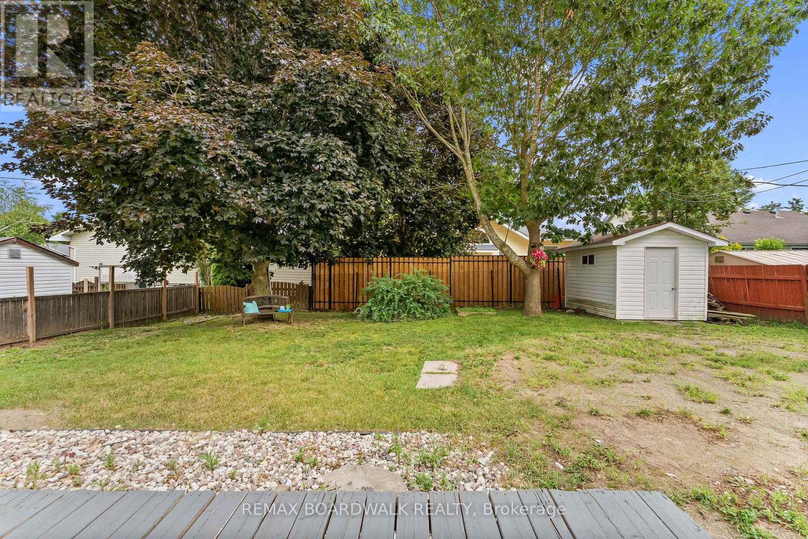 192 Allan Drive Property Photo 24