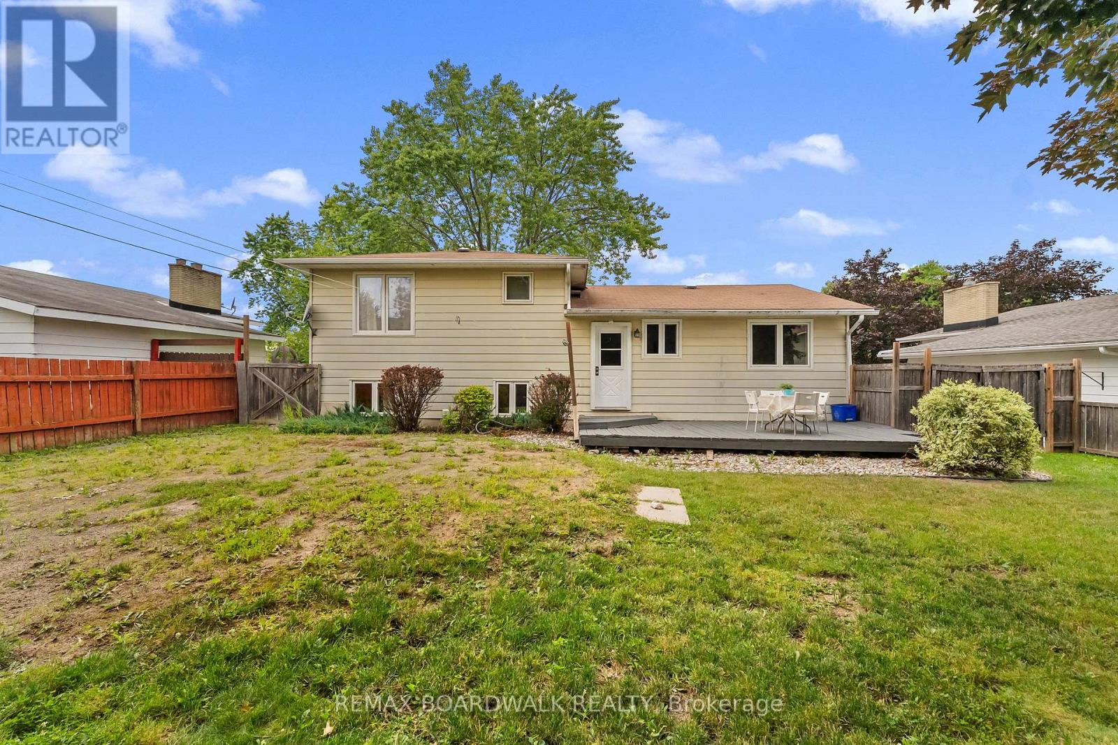 192 Allan Drive Property Photo 26