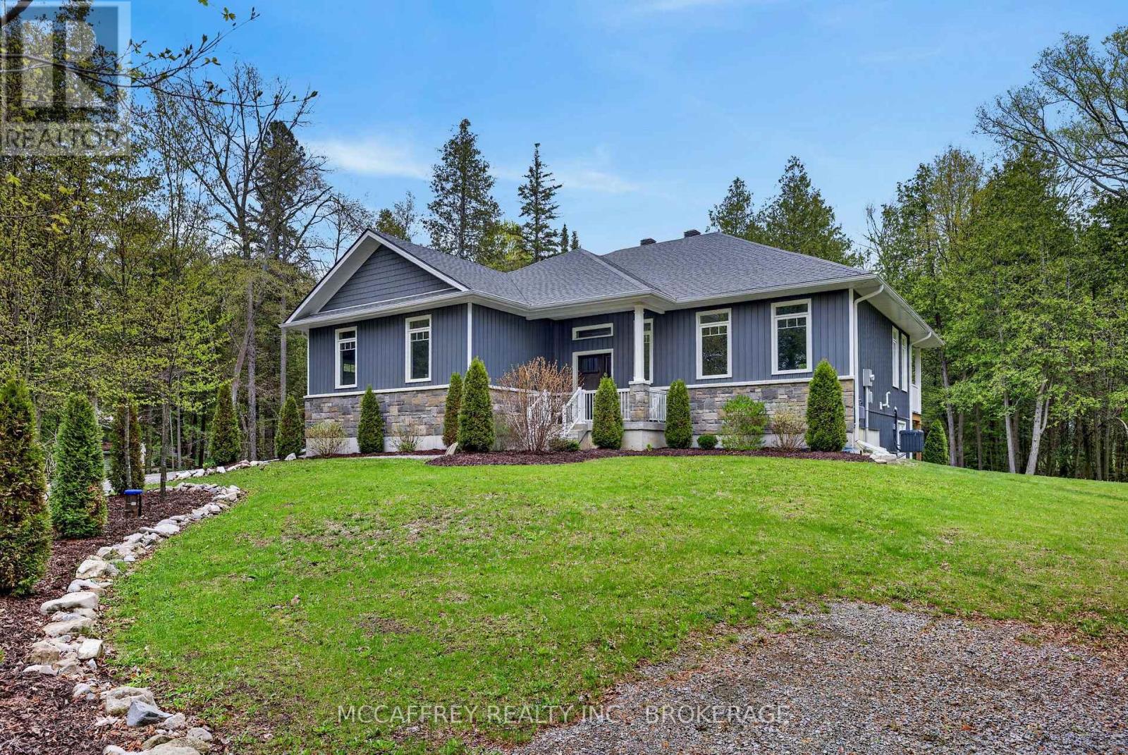 219 Kidds Road Property Photo 5