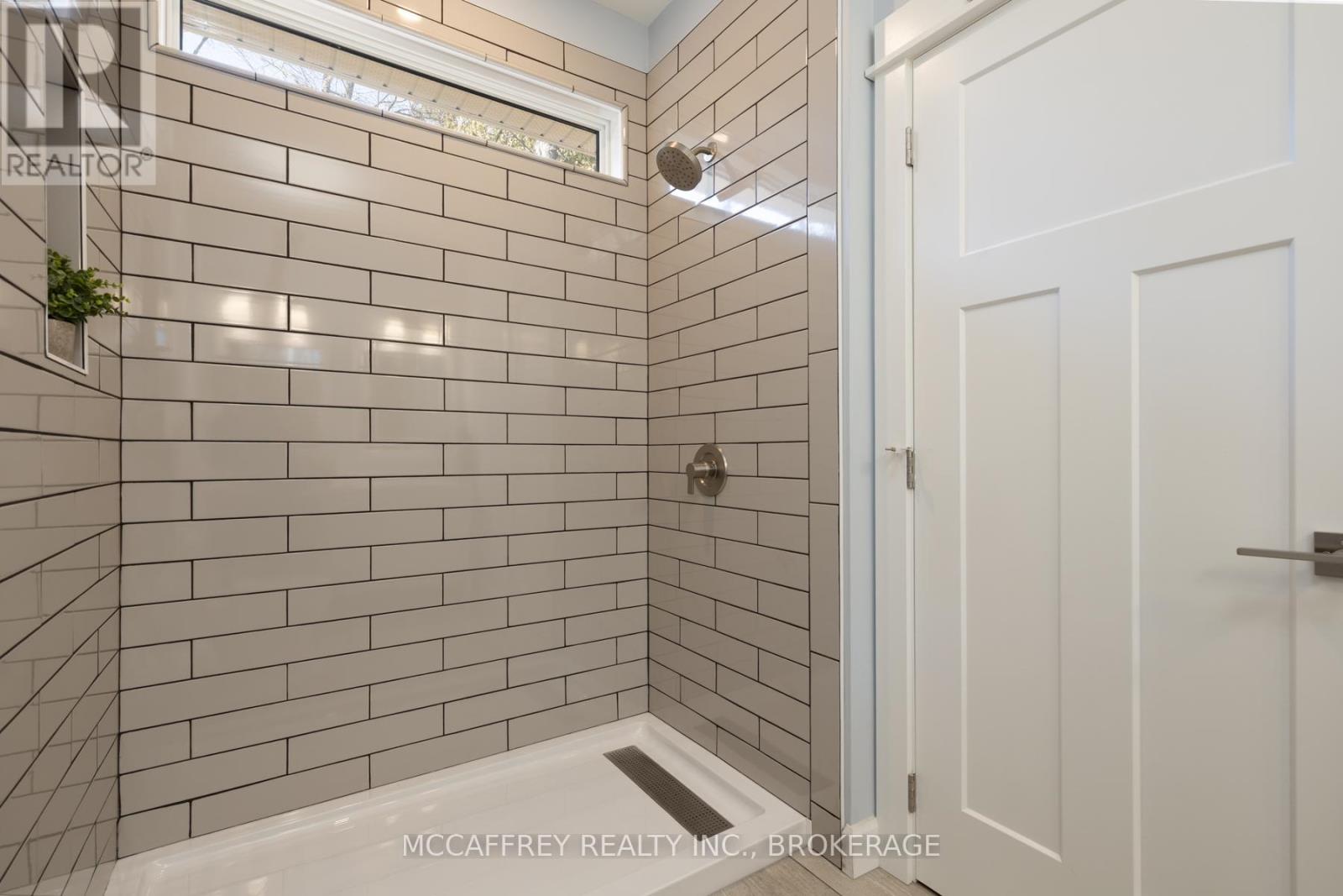 219 Kidds Road Property Photo 28