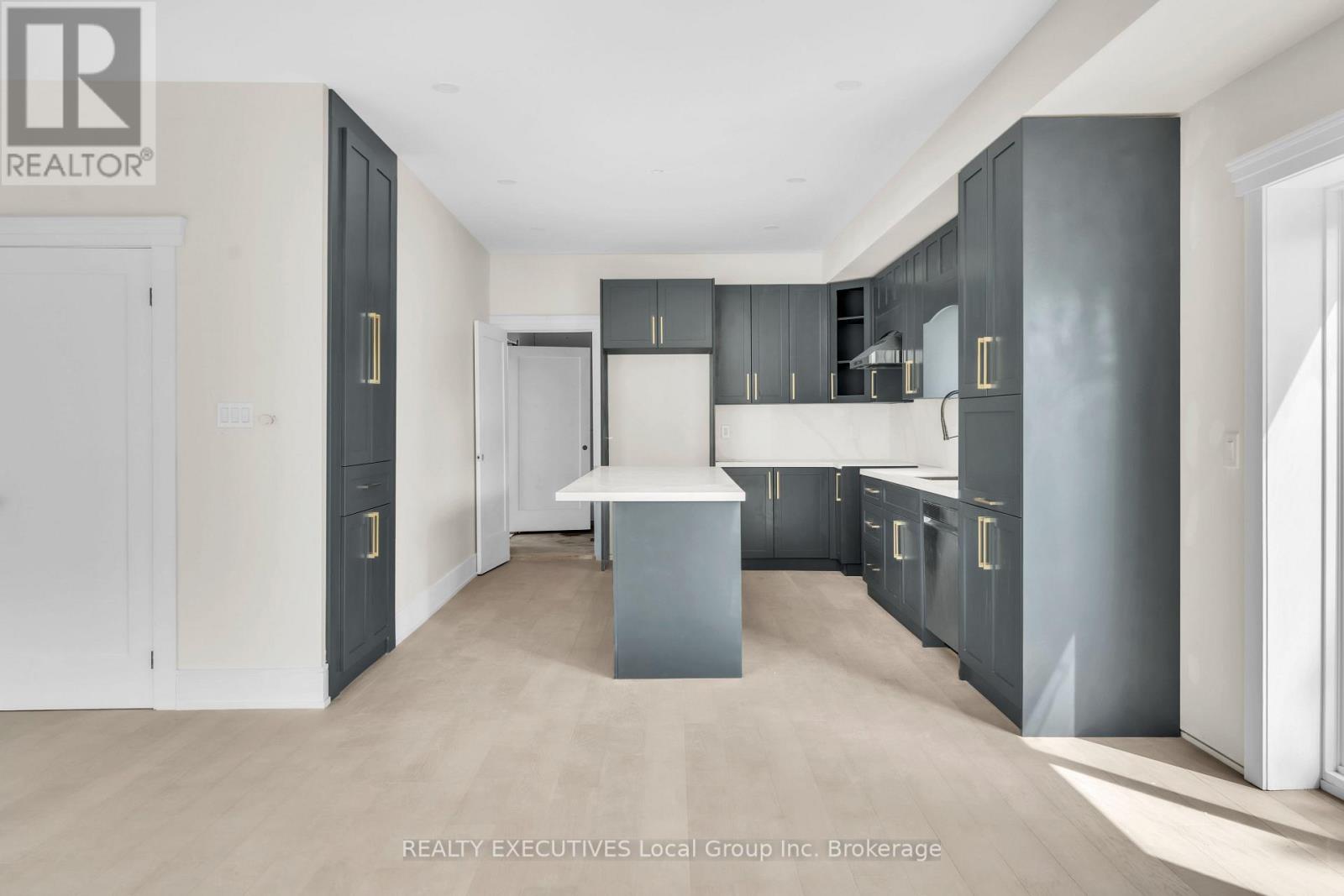 29 Shallot Crescent Property Photo 14