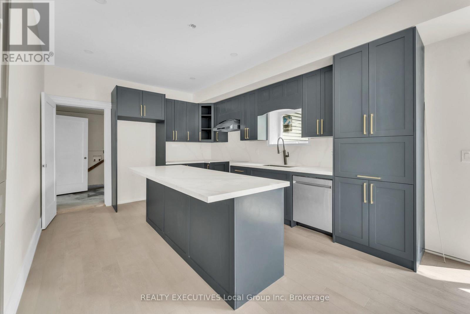 29 Shallot Crescent Property Photo 15