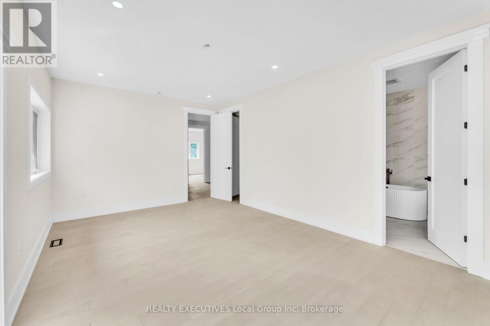 29 Shallot Crescent Property Photo 25