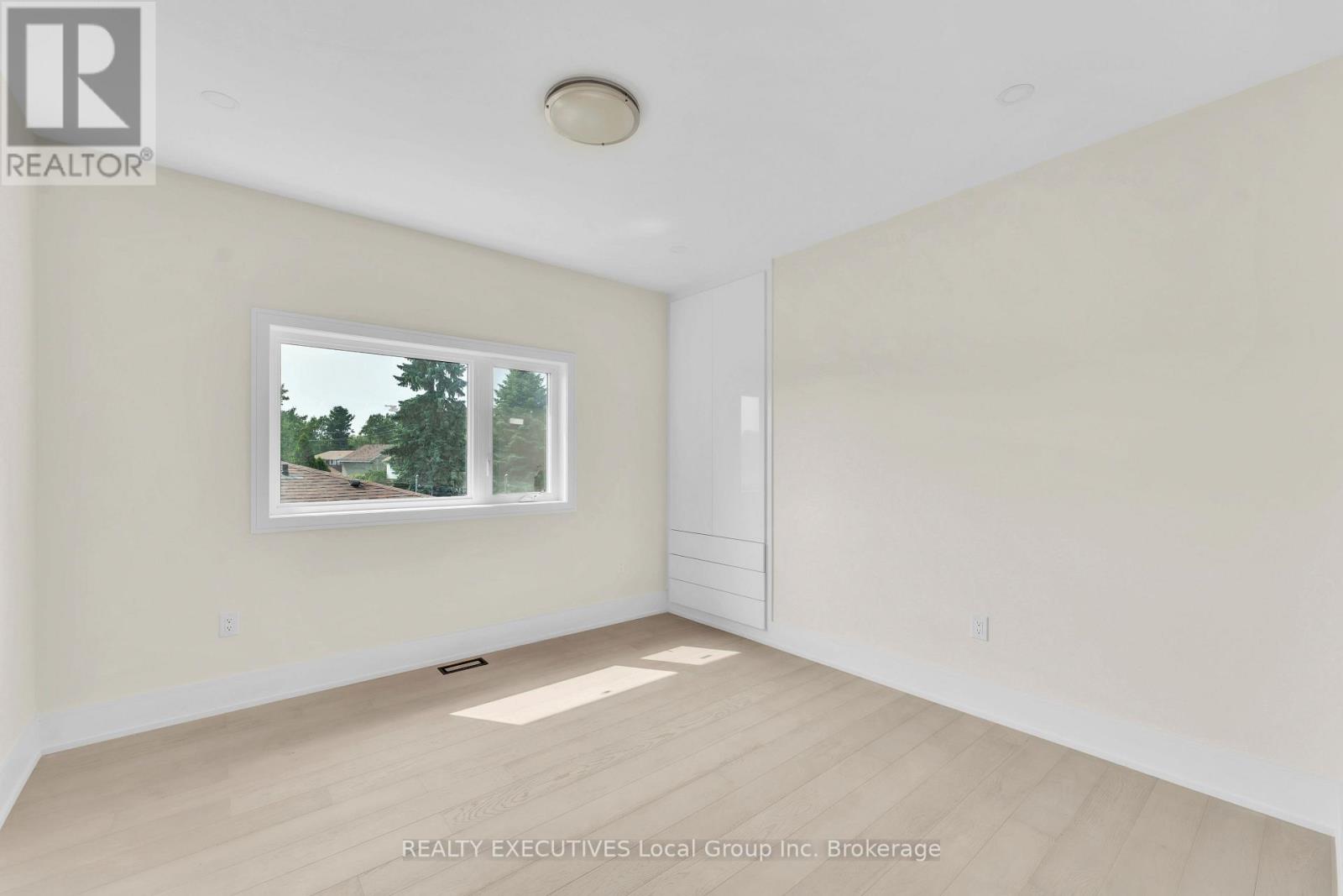29 Shallot Crescent Property Photo 34