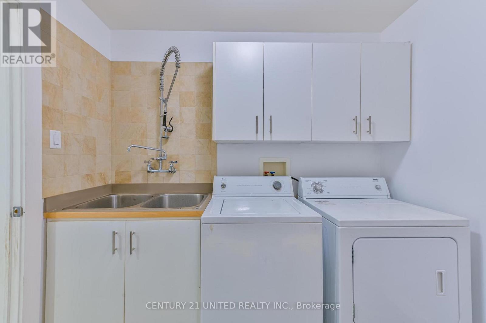 590 Maniece Avenue Property Photo 27