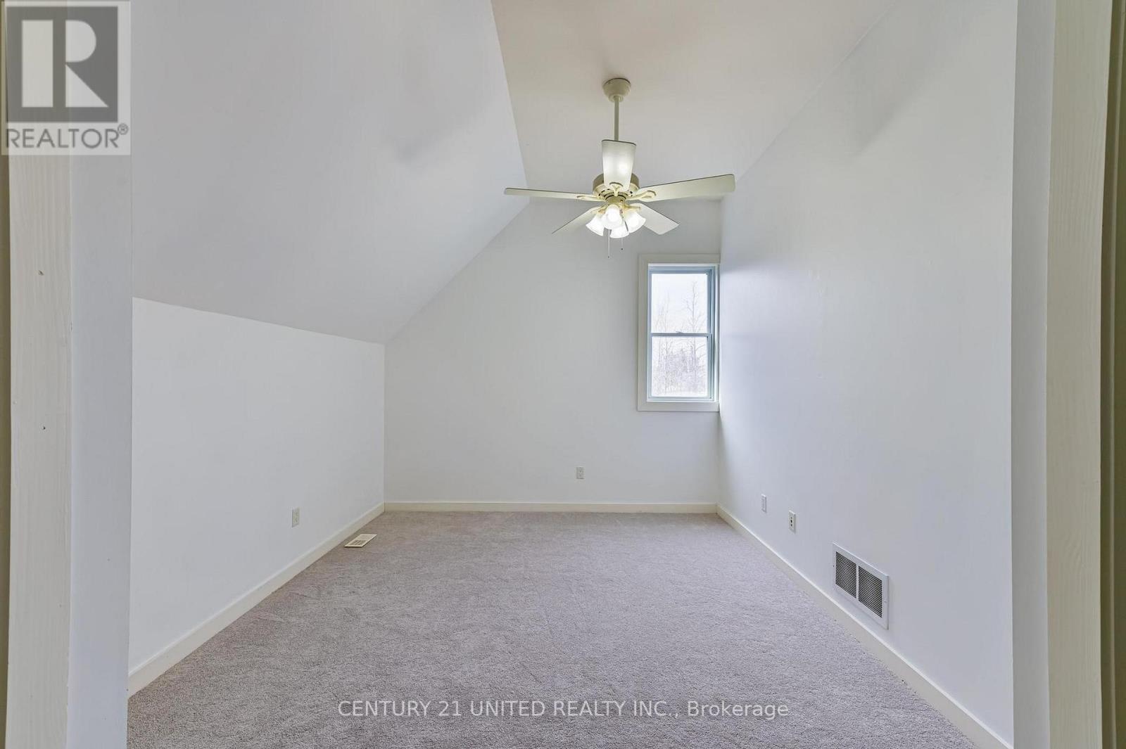590 Maniece Avenue Property Photo 38
