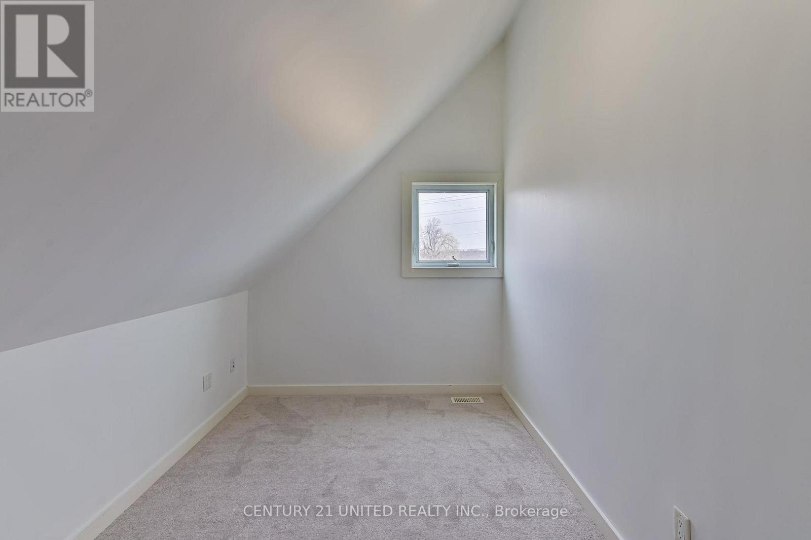 590 Maniece Avenue Property Photo 42