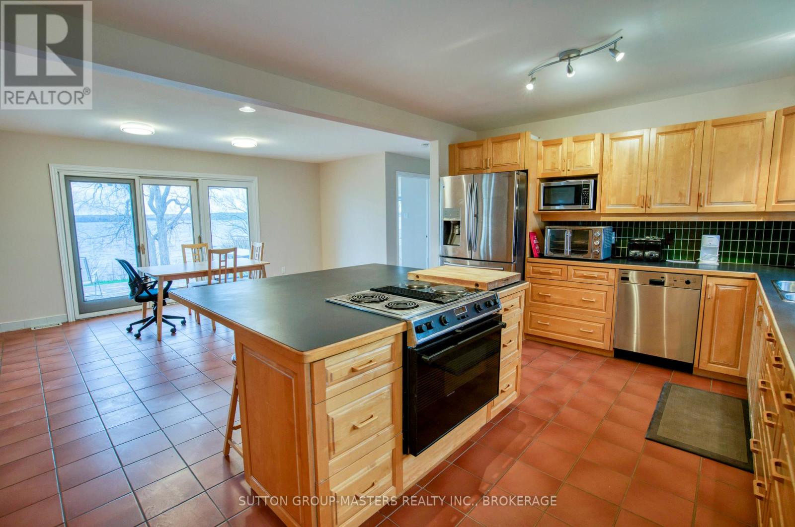 9392 Highway 33 Highway Property Photo 28