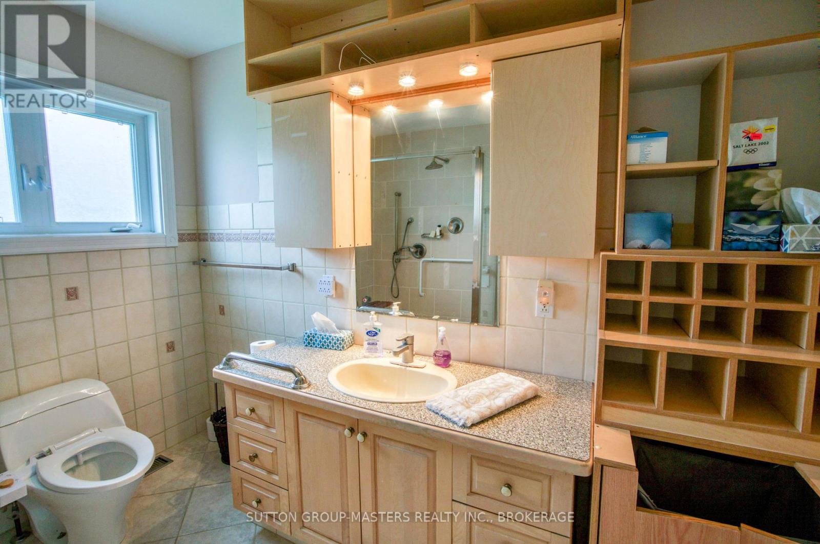 9392 Highway 33 Highway Property Photo 33