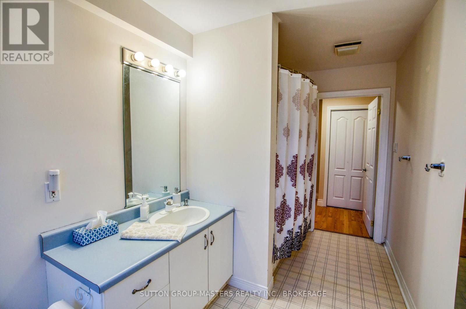 9392 Highway 33 Highway Property Photo 45