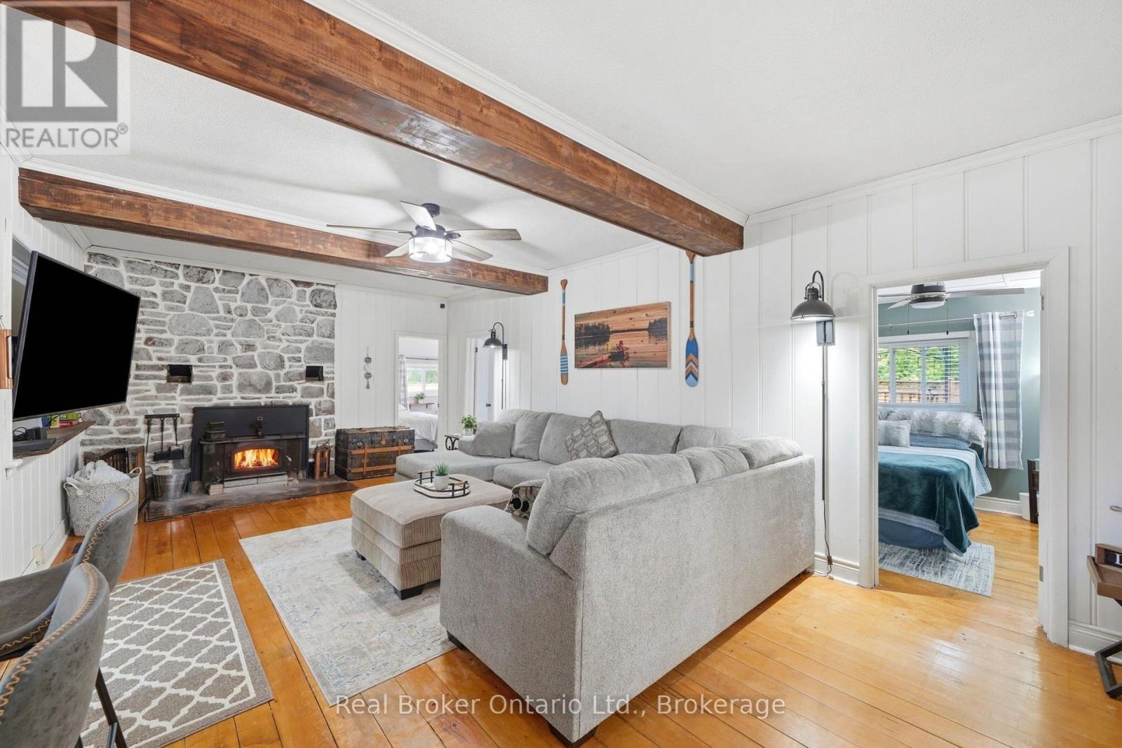 1 Janice Drive Property Photo 11