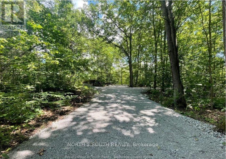 1203 Honey Harbour Road W Property Photo 1