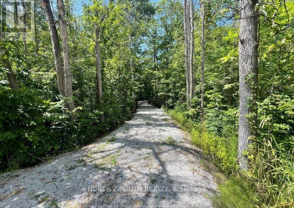 1203 Honey Harbour Road W Property Photo 2