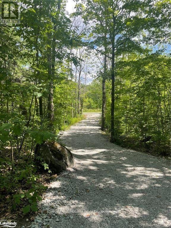 1203 Honey Harbour Road W Property Photo 10