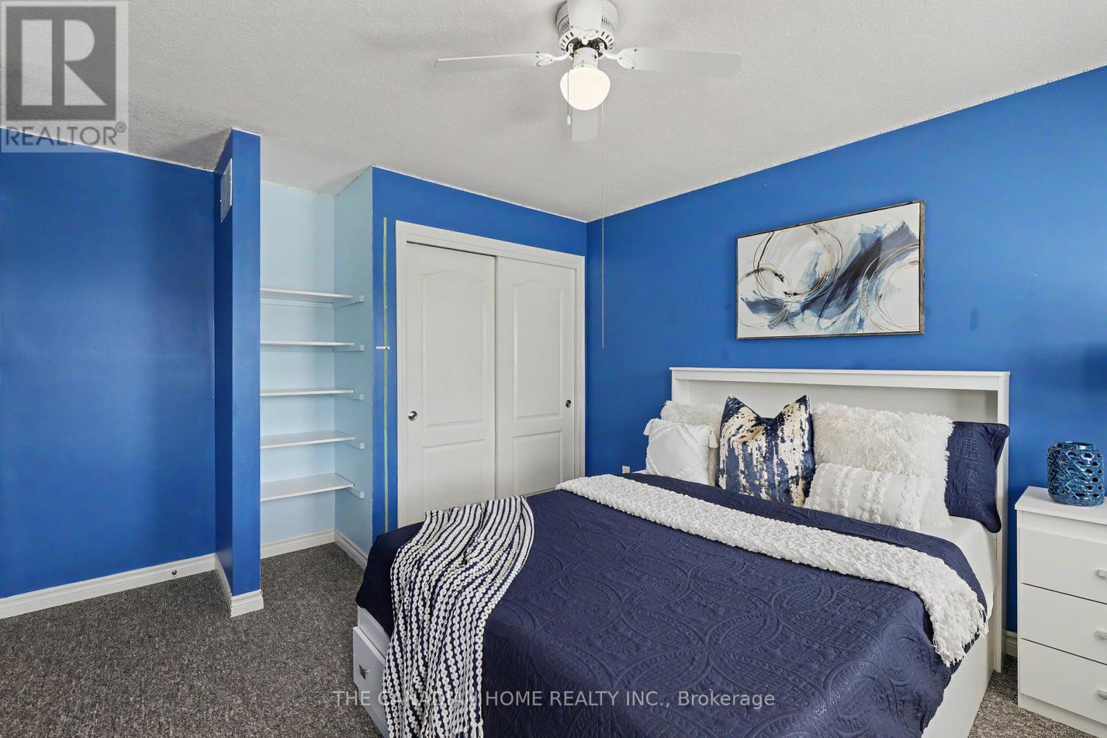 219 Picton Street E Property Photo 24