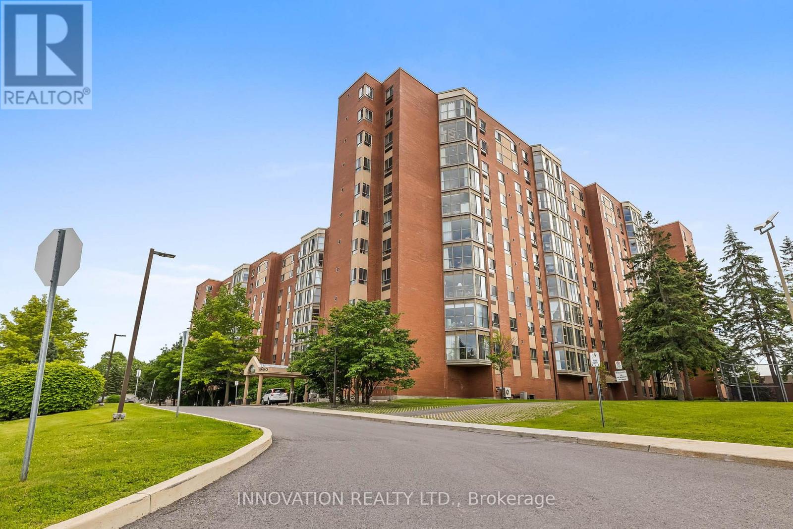 1001 - 960 Teron Road Property Photo 1