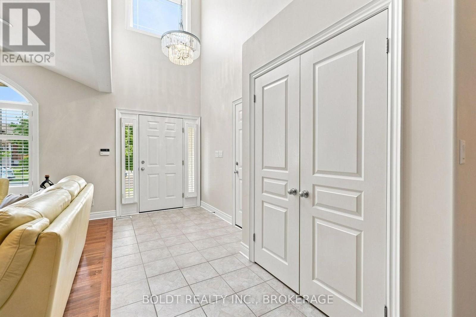 9 Nicholas Drive Property Photo 9