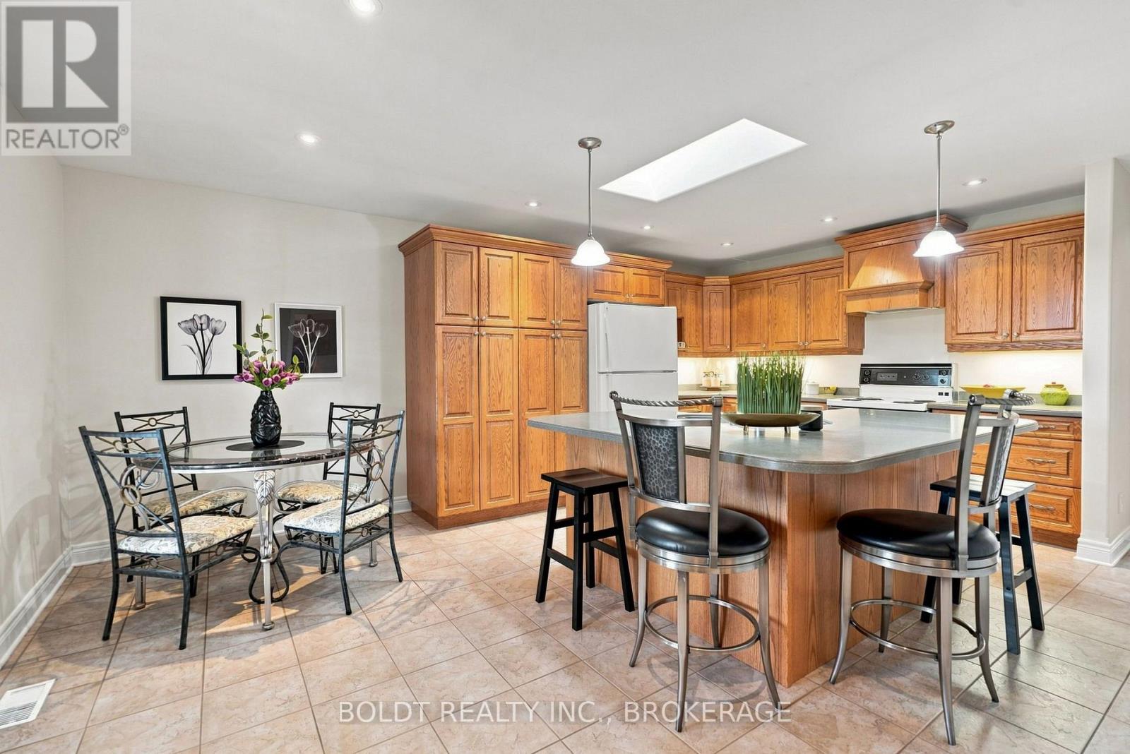 9 Nicholas Drive Property Photo 23