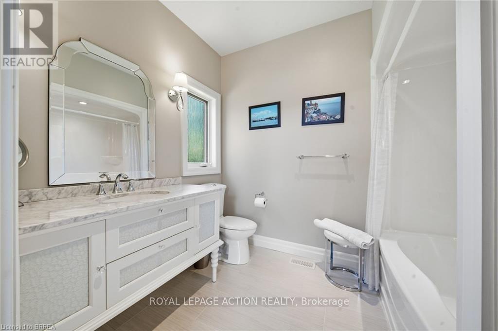 14 Ellington Place Property Photo 21