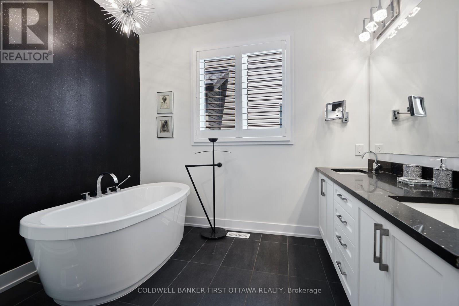 107 Ascari Road Property Photo 18