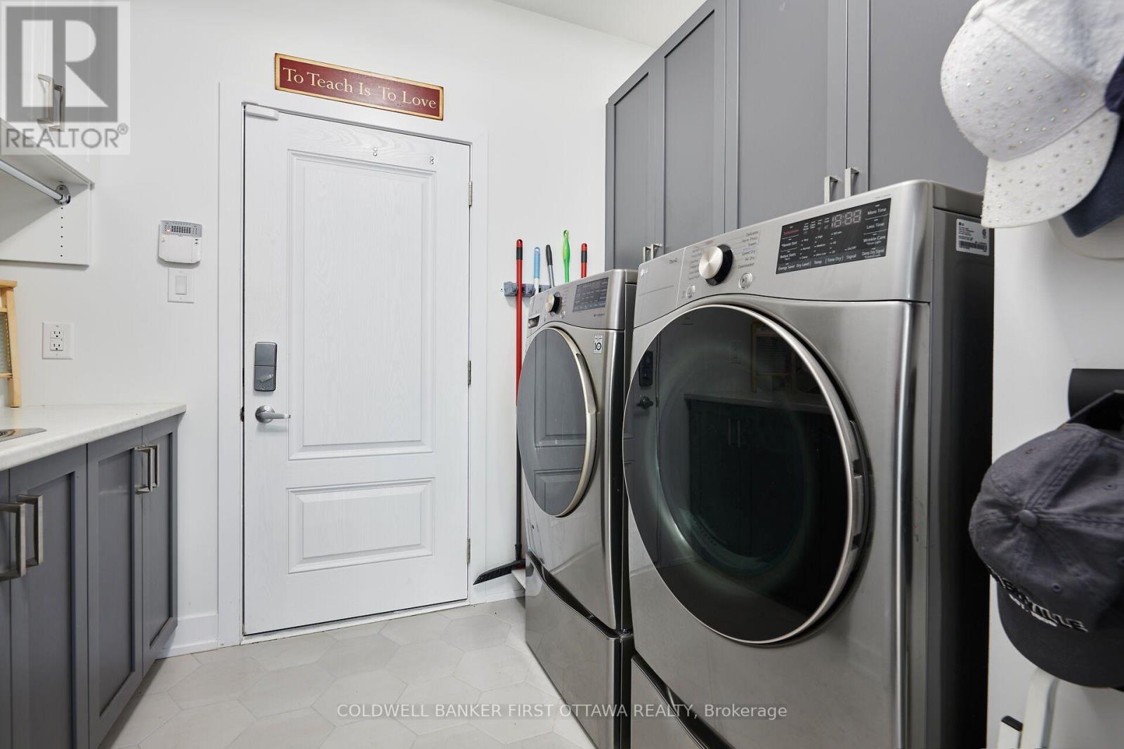 107 Ascari Road Property Photo 28