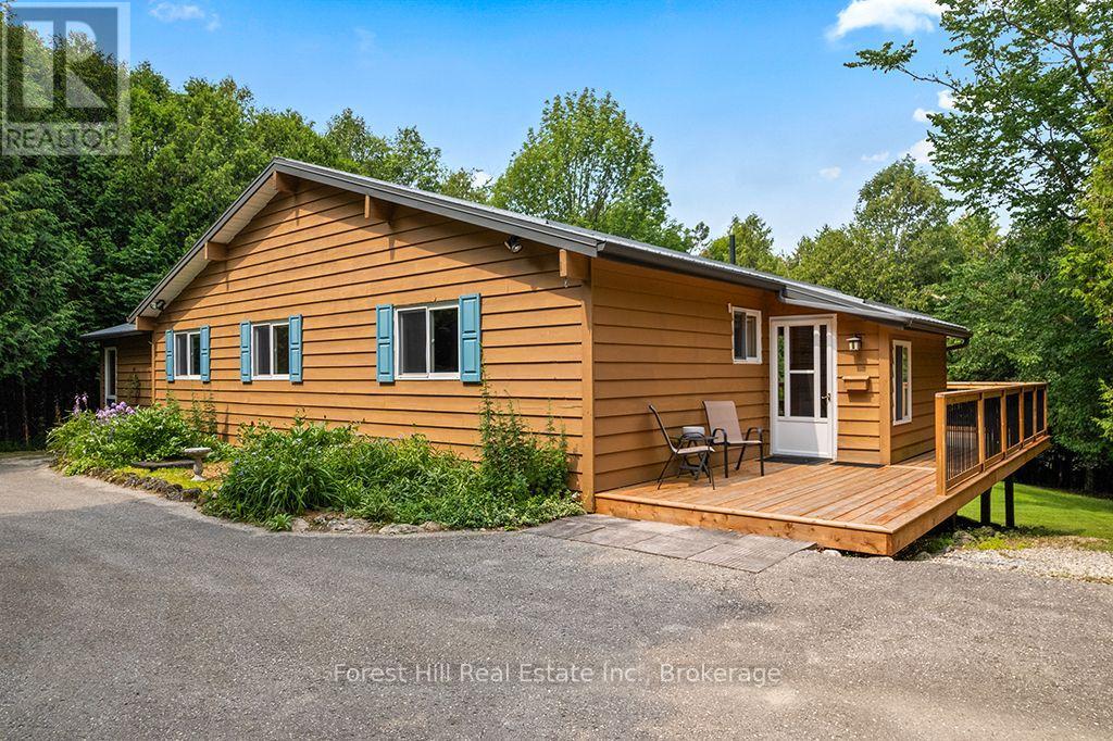 344511 North Line Property Photo 6