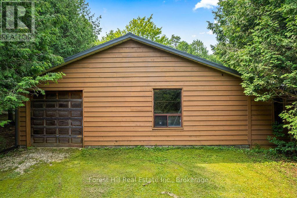 344511 North Line Property Photo 45