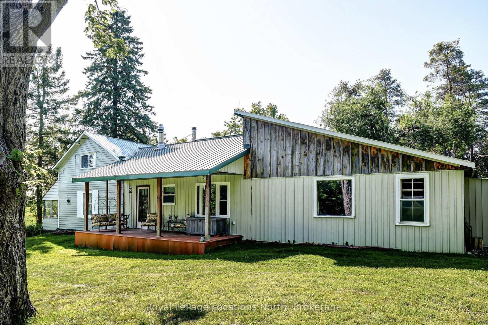 826298 Mulmur Nottawasaga Townline Line W Property Photo 4