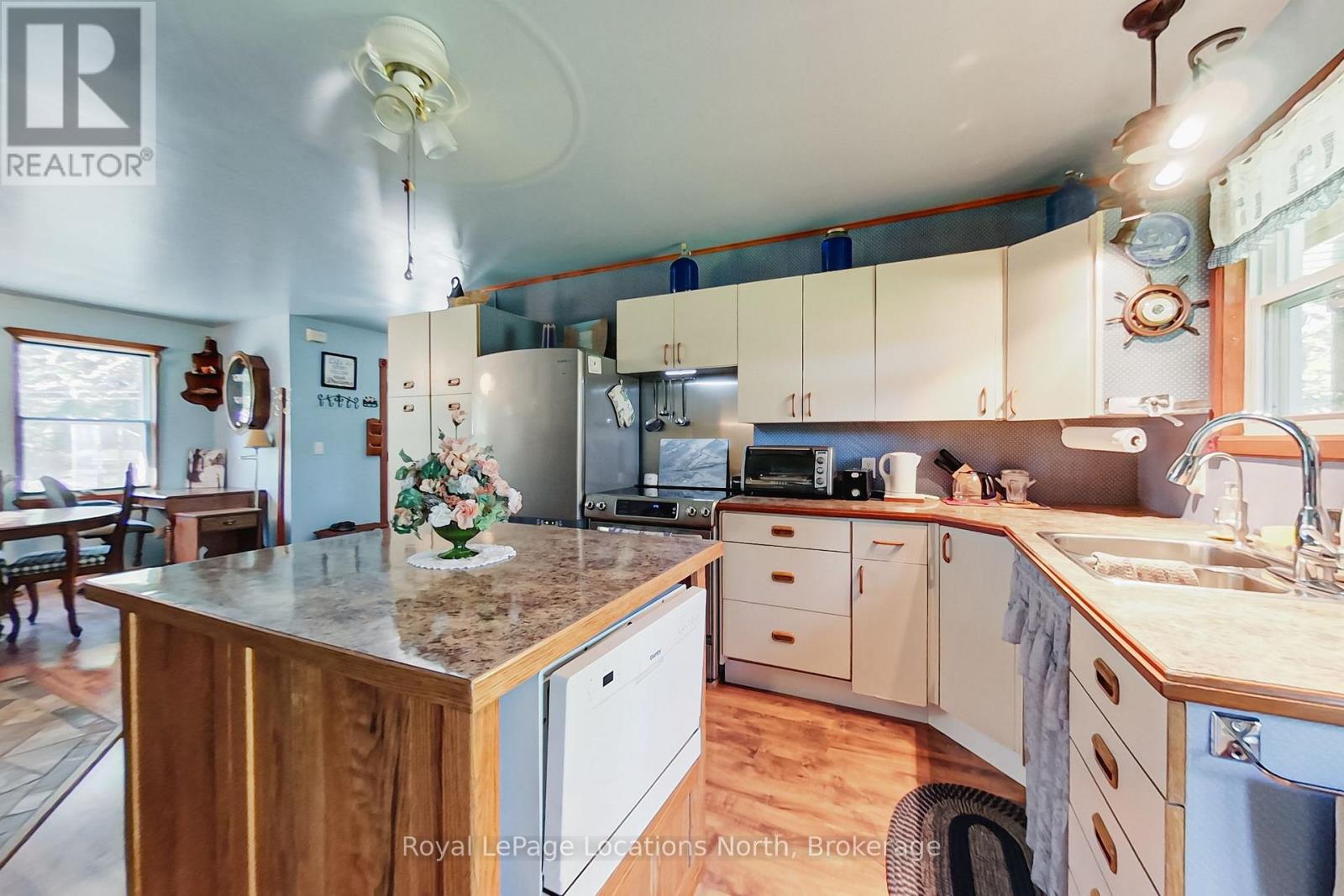 826298 Mulmur Nottawasaga Townline Line W Property Photo 24