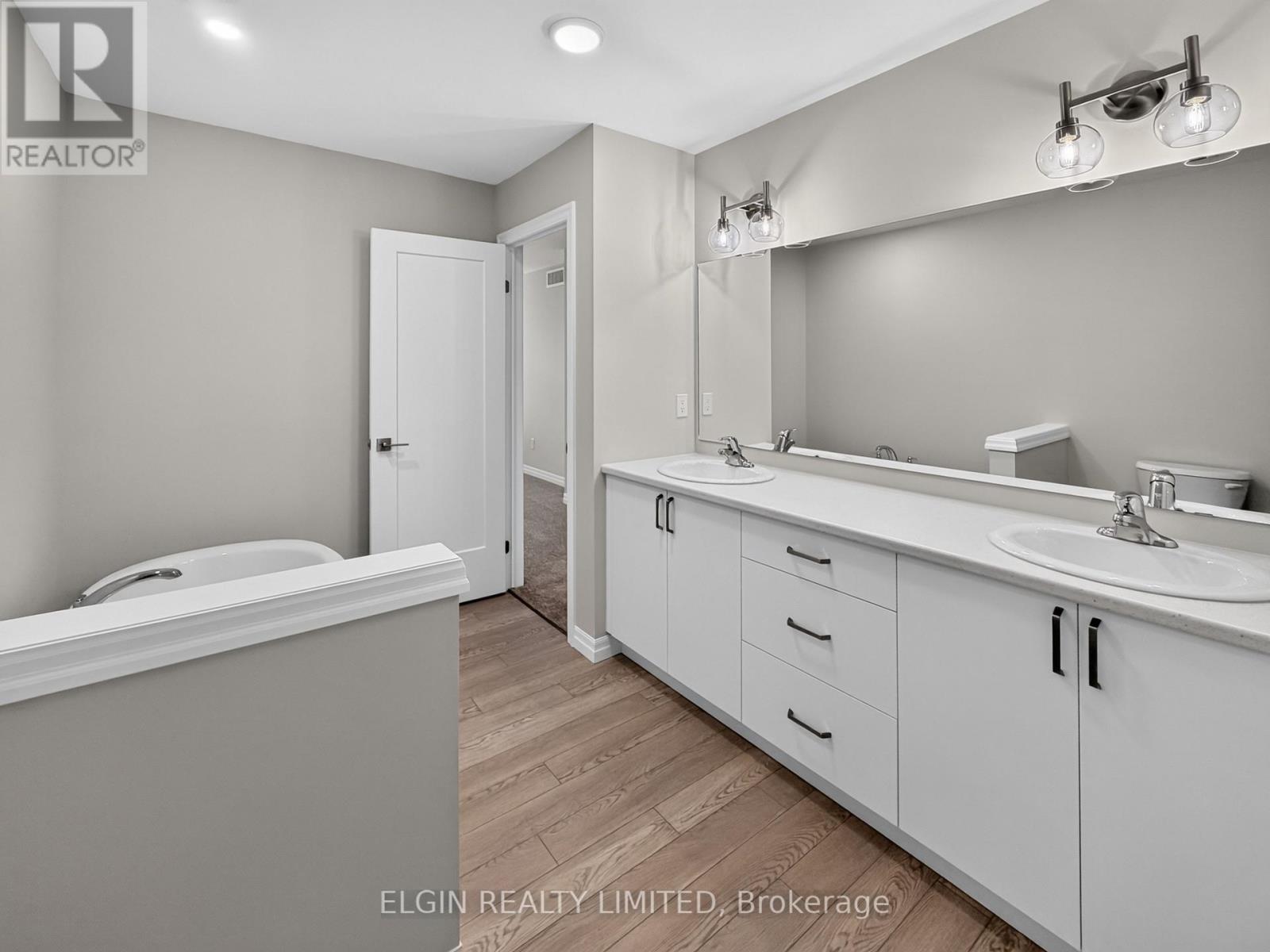 40 Finch Street Property Photo 13