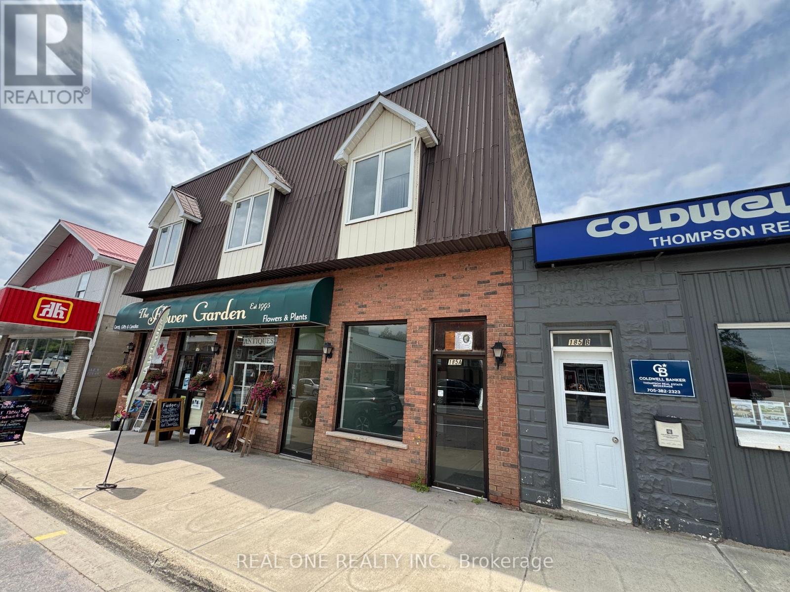 185 Ontario Street Property Photo 2