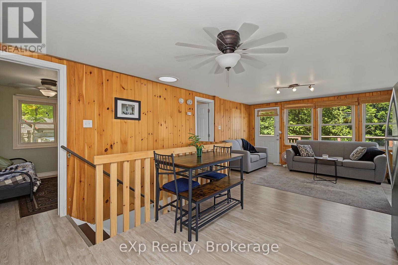 31 Loon Echo Trail Property Photo 8