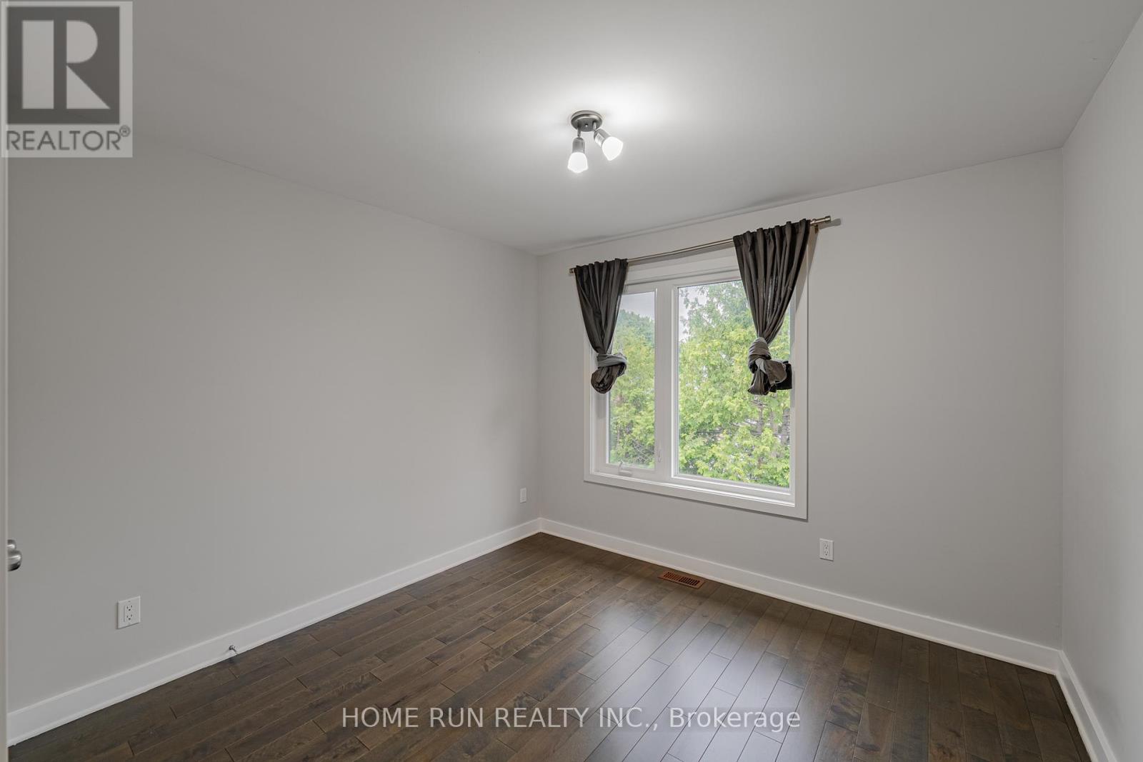 14 Camil Street Property Photo 30