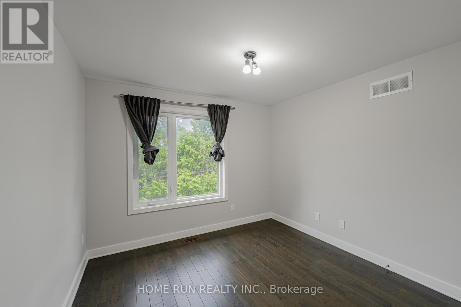 14 Camil Street Property Photo 31