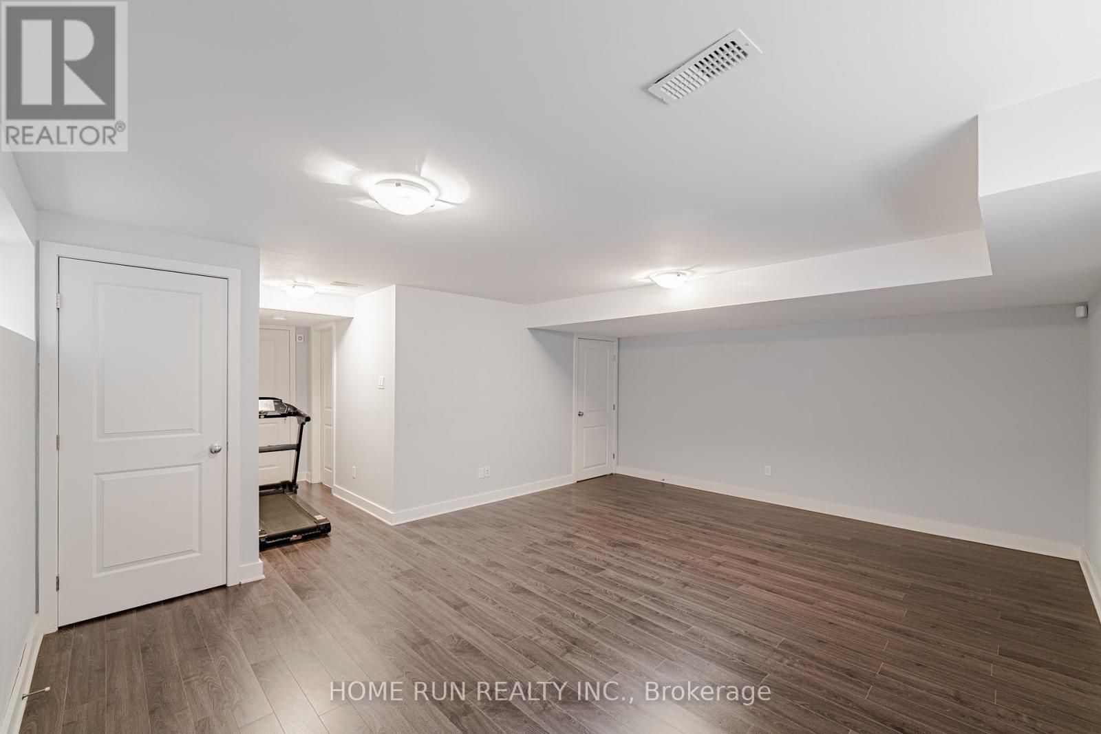 14 Camil Street Property Photo 34