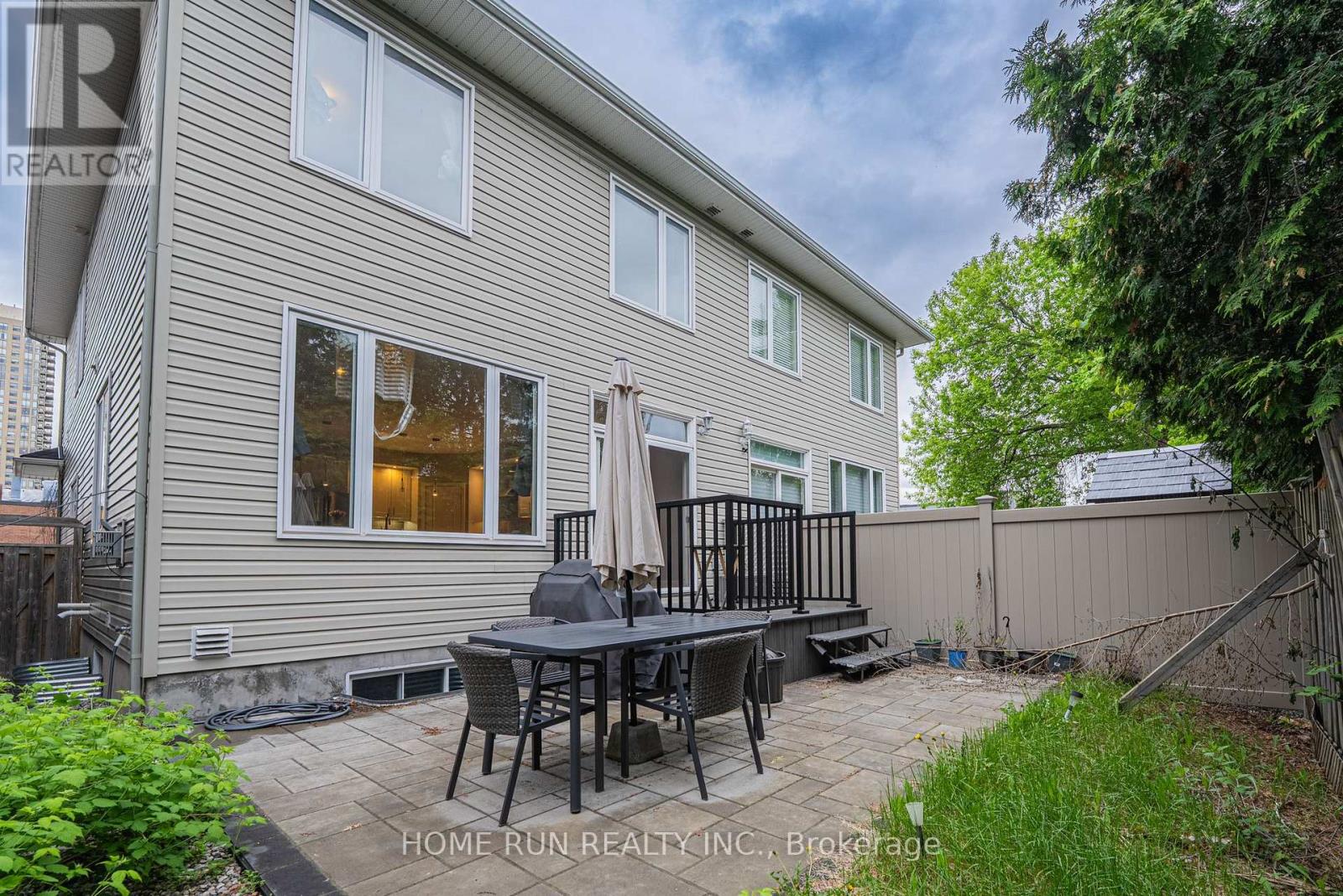 14 Camil Street Property Photo 43