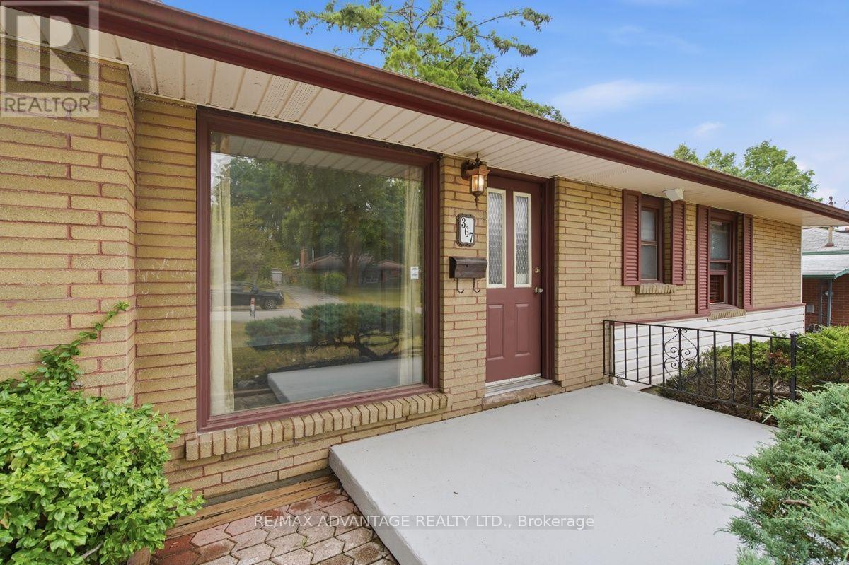 367 Brock Street Property Photo 5