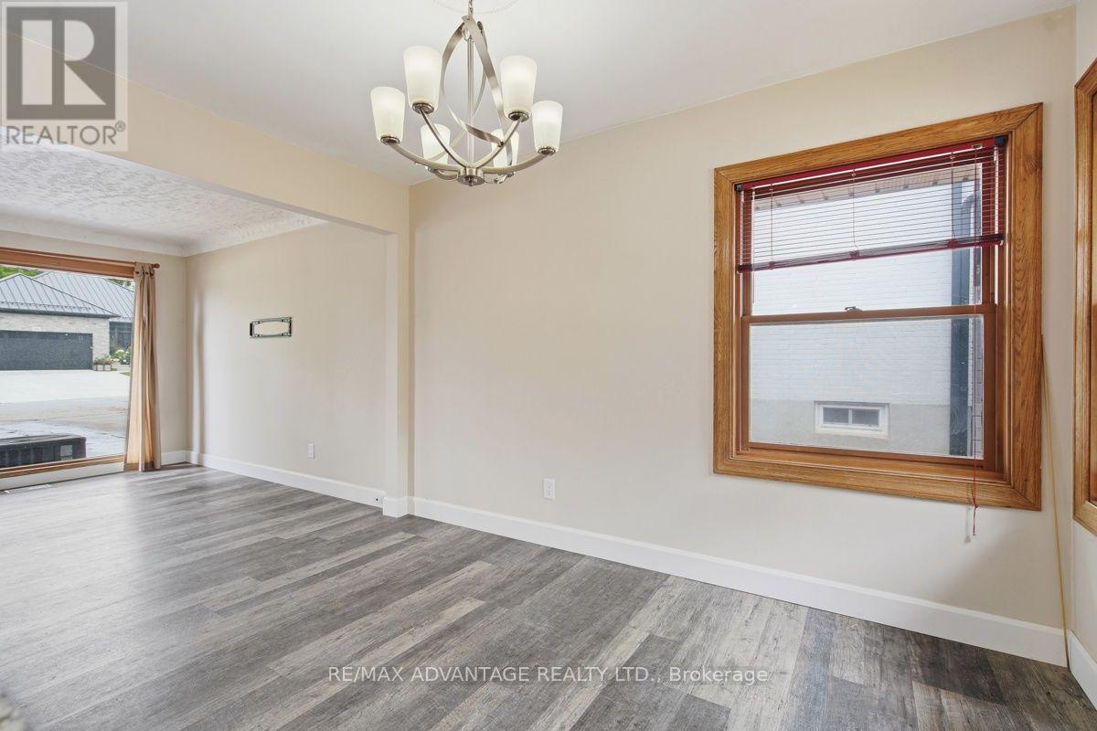 367 Brock Street Property Photo 10