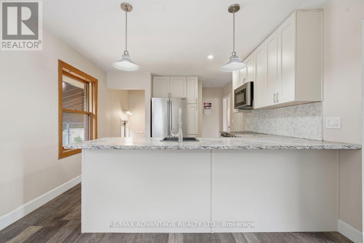 367 Brock Street Property Photo 12