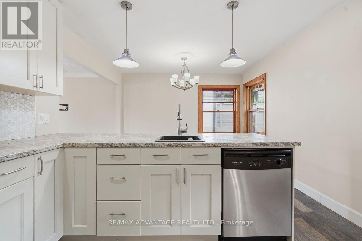 367 Brock Street Property Photo 15