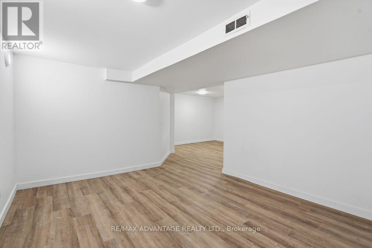 367 Brock Street Property Photo 25
