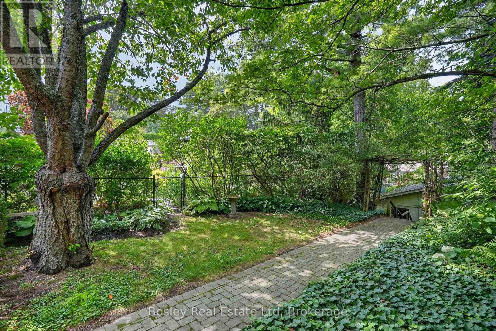 4 Baldwin Street Property Photo 39