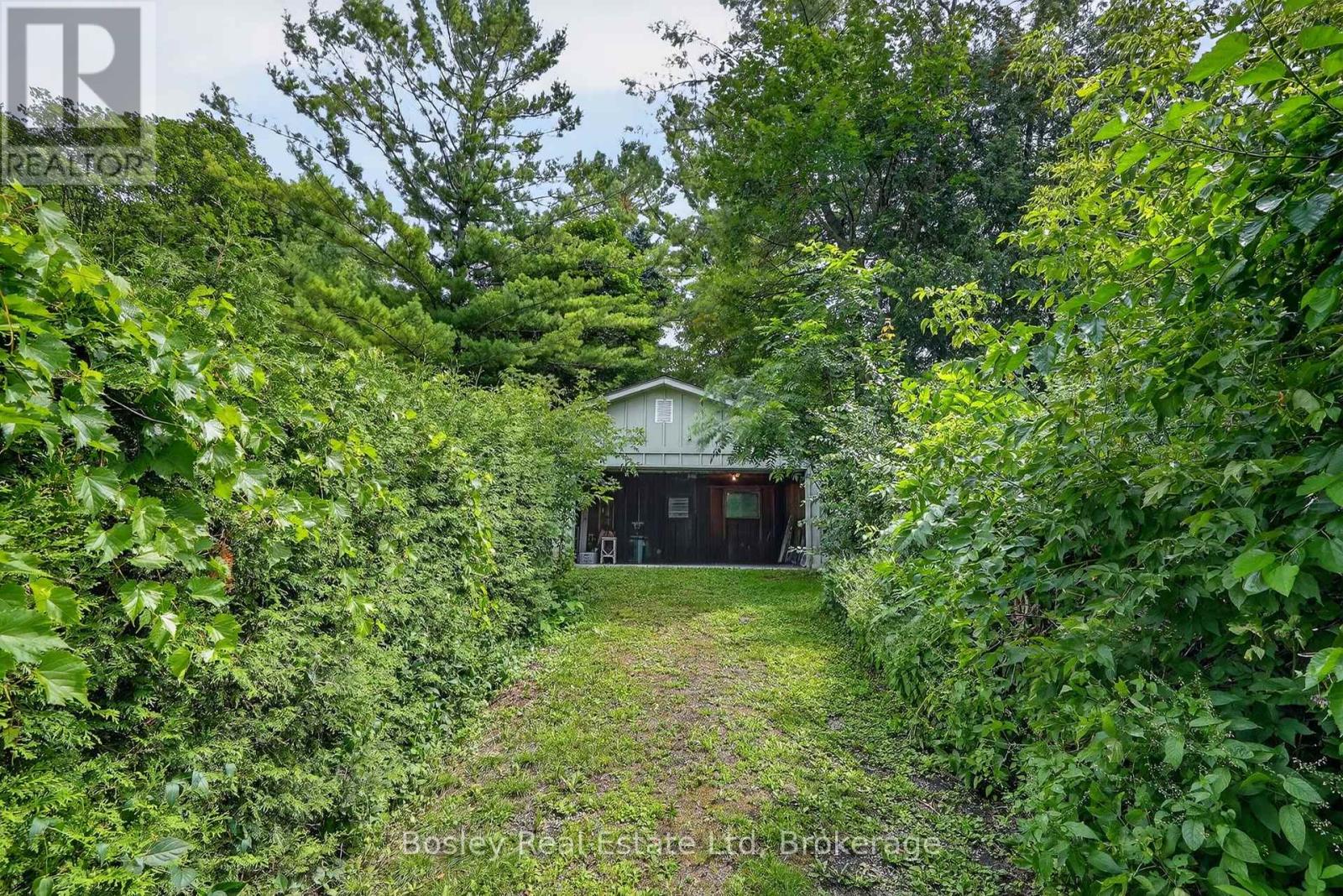 4 Baldwin Street Property Photo 45